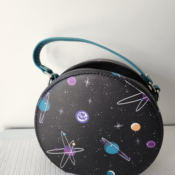 Collectif Talis Galaxy Dreamer Handbag - Picture 4 of 11